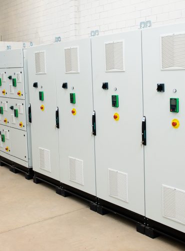 santa bárbara d oeste - montagem de paineis elétricos- phm instalações