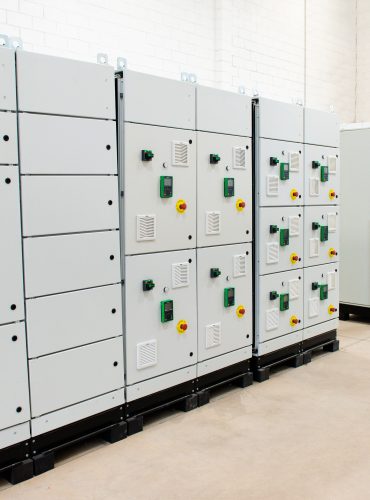 melhor empresa de montagem de paineis - automação- média tensão - baixa tensão -  - região campinas - americana - sumaré - santa bárbara d oeste - phm instalações