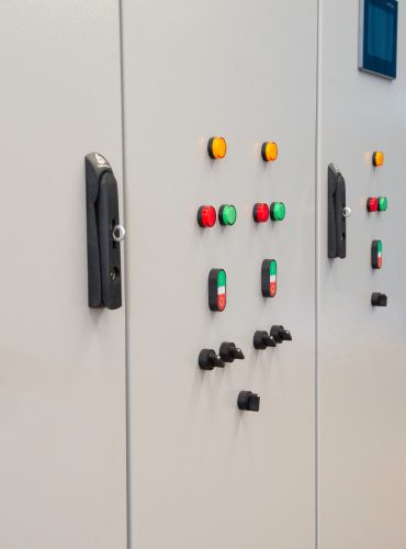 montagem de paineis - santa barbara - phm instalações