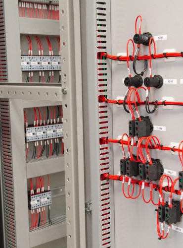 paineis elétricos em santa barbara d oeste, montagem de paineis em santa barbara d oeste, instalacoes eletricas, phm instalacoes eletricas, phm paineis eletricos